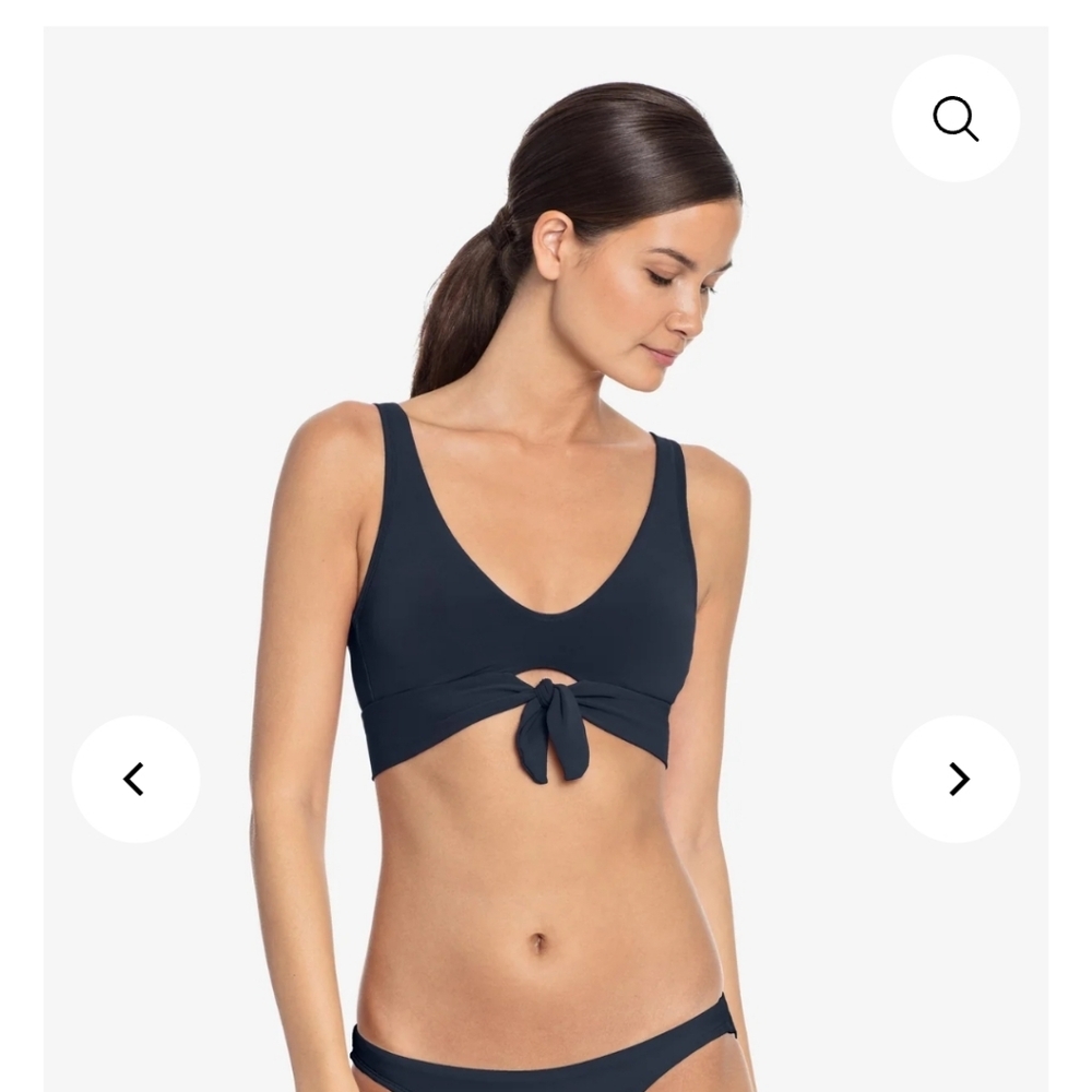 Robin Piccone AVA KNOT BIKINI TOP